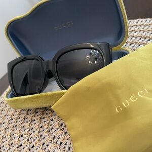 Gucci GG0142SA Havana Round Women's Sunglasses 100% Authentic.
